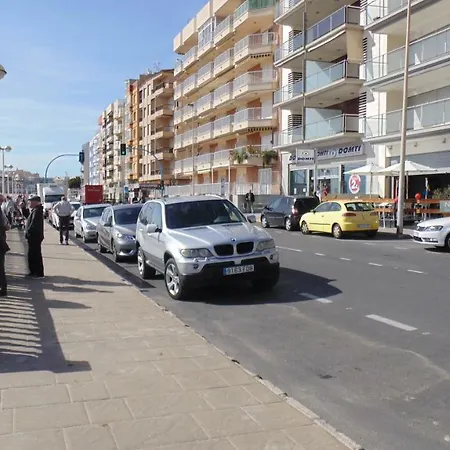 Frente De La Playa 公寓 托雷维耶哈