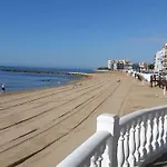 Frente De La Playa